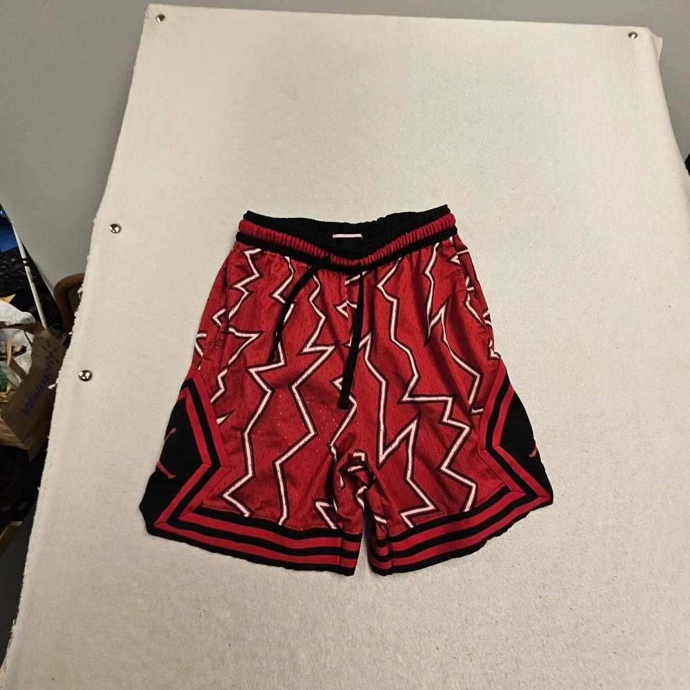 Jordan Mens Mesh Basketball Shorts Red Black Lightning Bolt Jumpman Size Medium